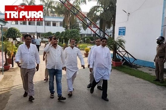 ‘Stop the Discrimination of Law’ ! Nonbailable Sections imposed on Congress workers and Bailable Sections against BJP workers in same Cases : Congress met DGP ‘Stop the Discrimination of Law’ ! Nonbailable Sections imposed on Congress workers and Bailable Sections against BJP workers in same Cases : Congress met DGP
